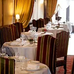 Hotel De La Poste 3*