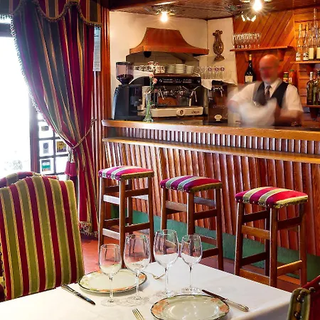 Hotel De La Poste Corps