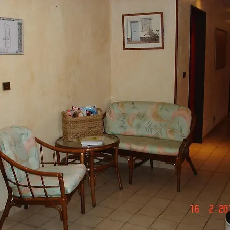 Hotel De La Poste Corps